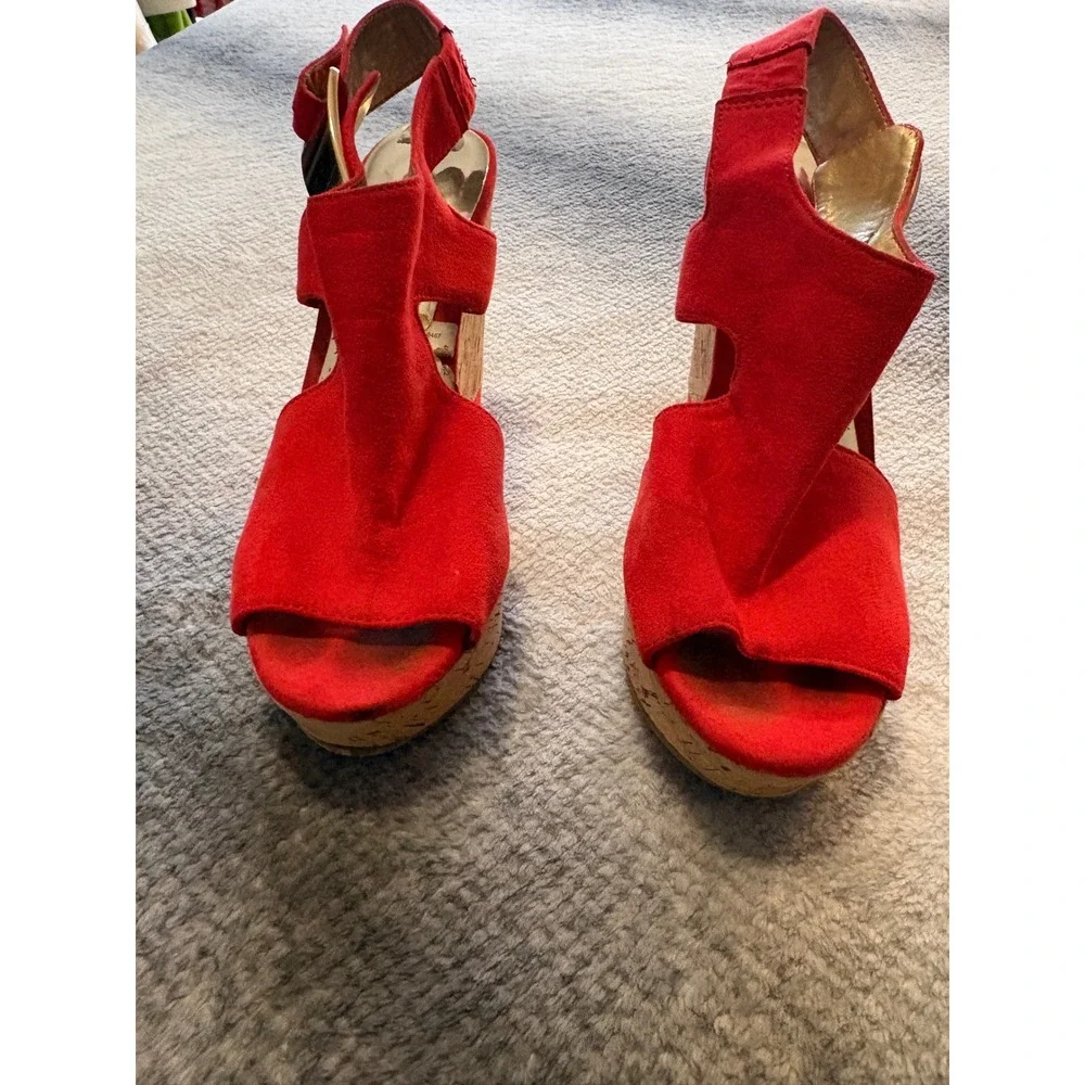 Carlos Santana Red Faux Suede Cork Platform Wedge Sandals Size 6 Womens